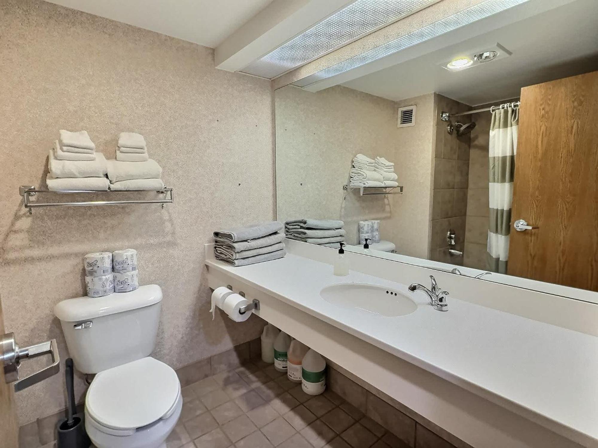 Studio 565 Perfect Location With Pool And Hot Tub 마운트크레스티드부트 외부 사진